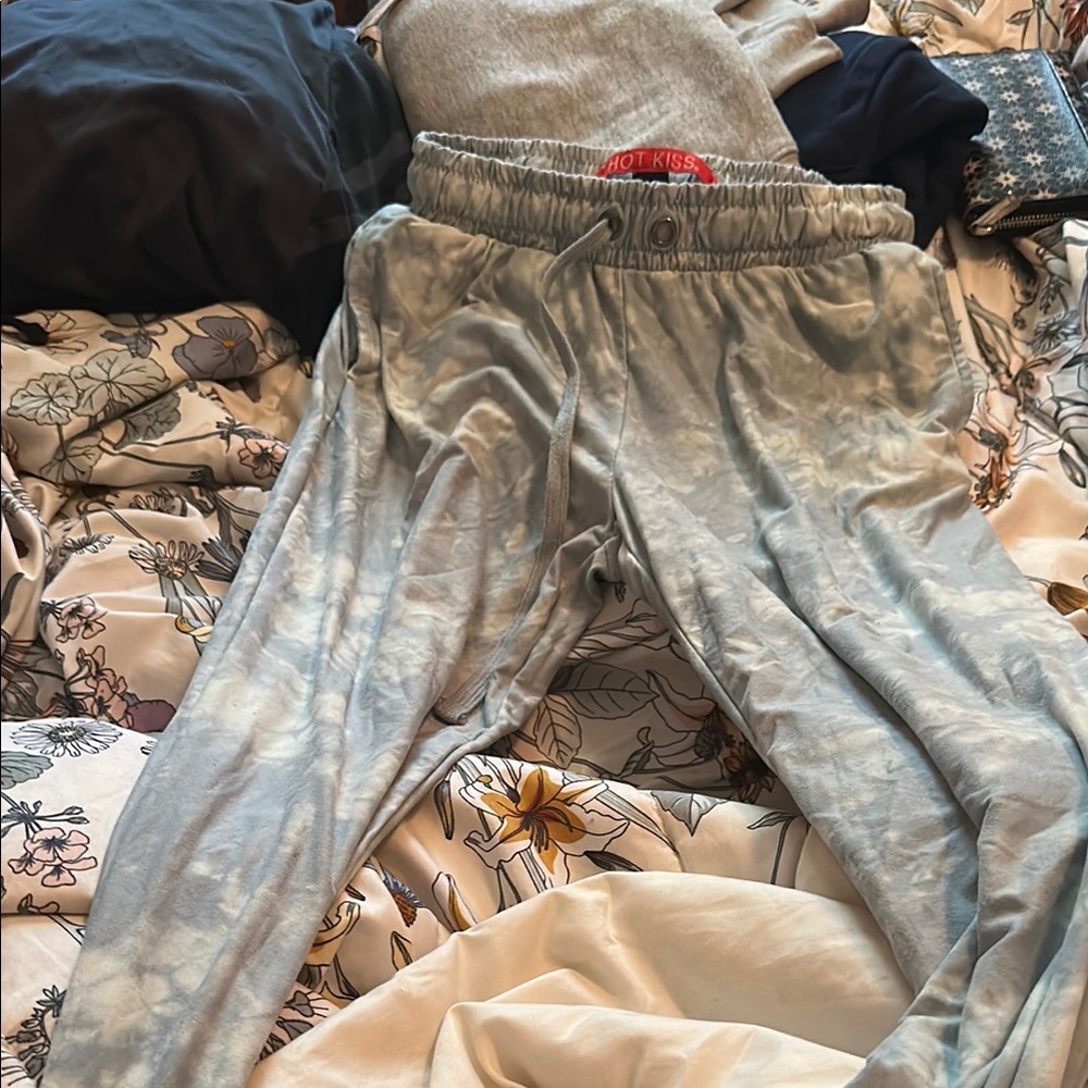 Hot Kiss Gray Sweatpants Relaxed Fit